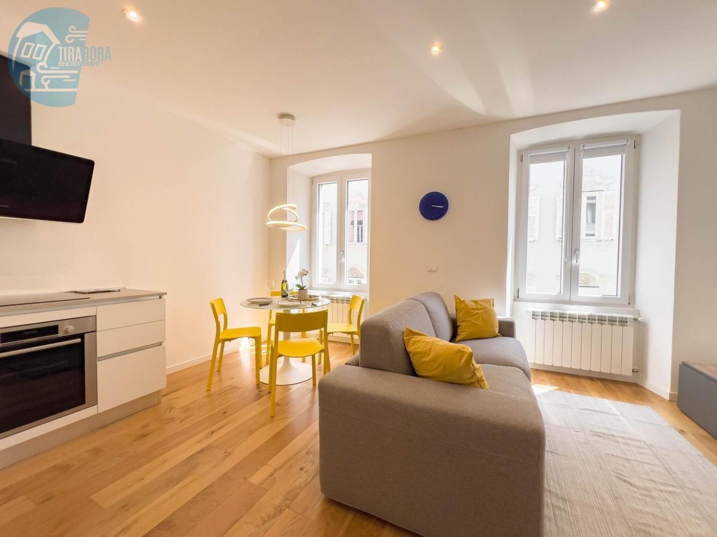 Cassa Di Risparmio 11 Tirabora Short Rent Trieste Exterior foto